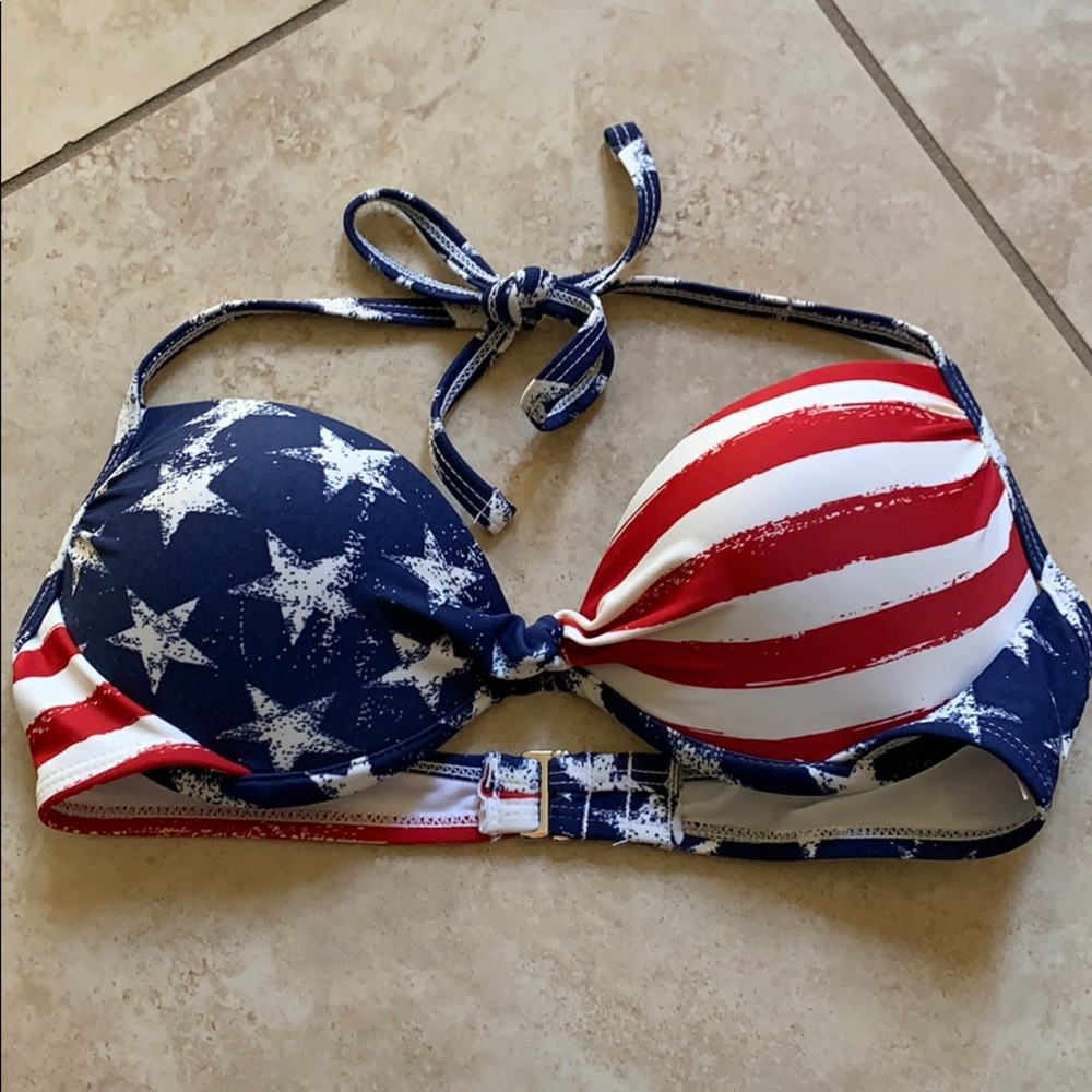 Bathing Suit - Picture 3 of 4